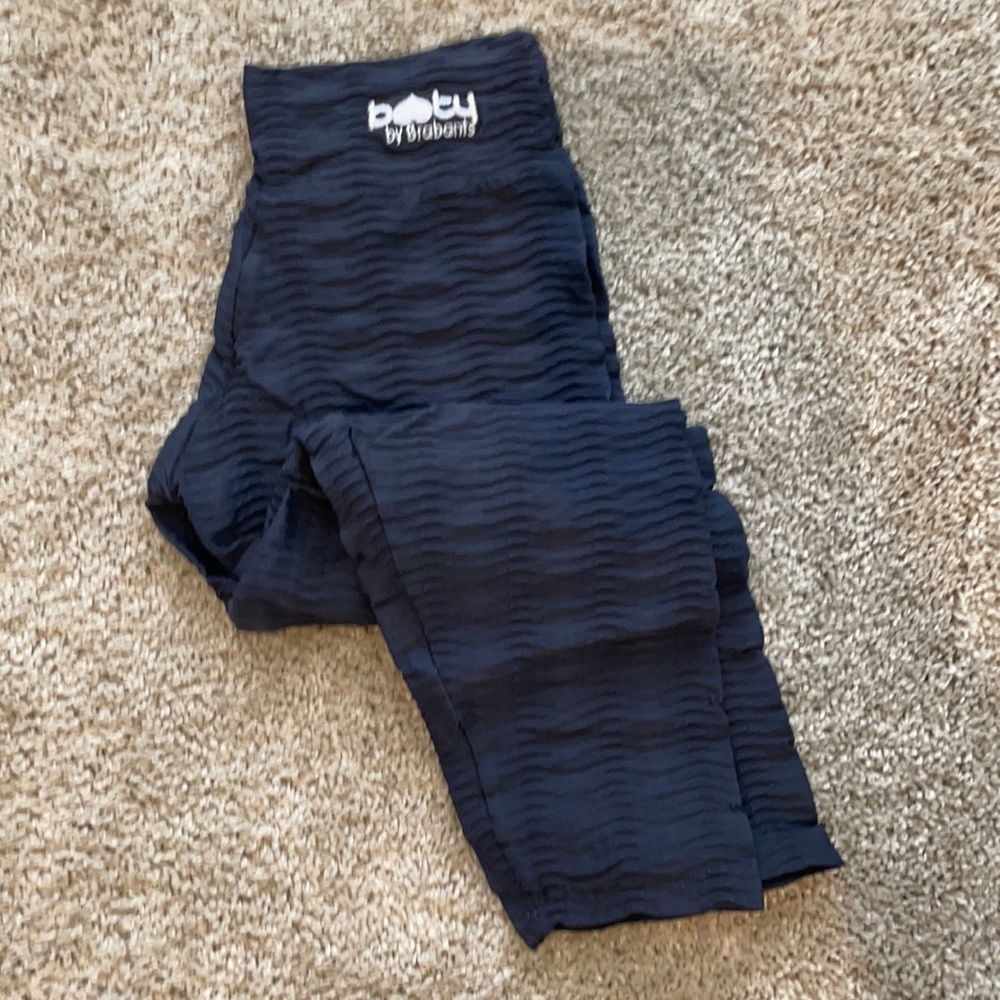 Booty by brabants cropped graffiti leggings